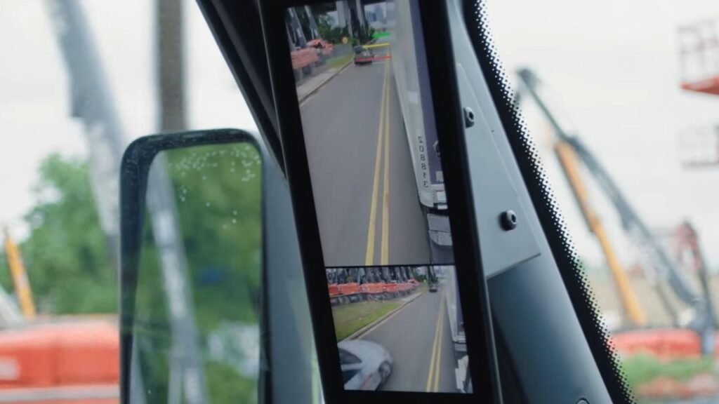 2026 Freightliner Cascadia Interior