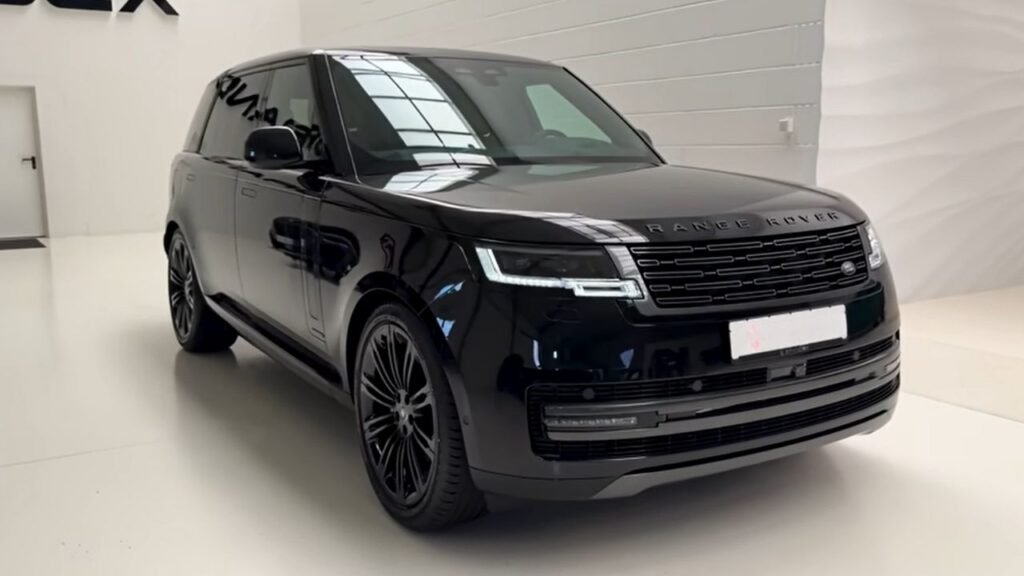 2026 Range Rover Sport Exterior