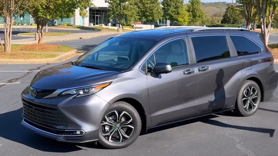 Best Minivans to Buy in 2025: Our Top Picks Based on Expert Testing ...