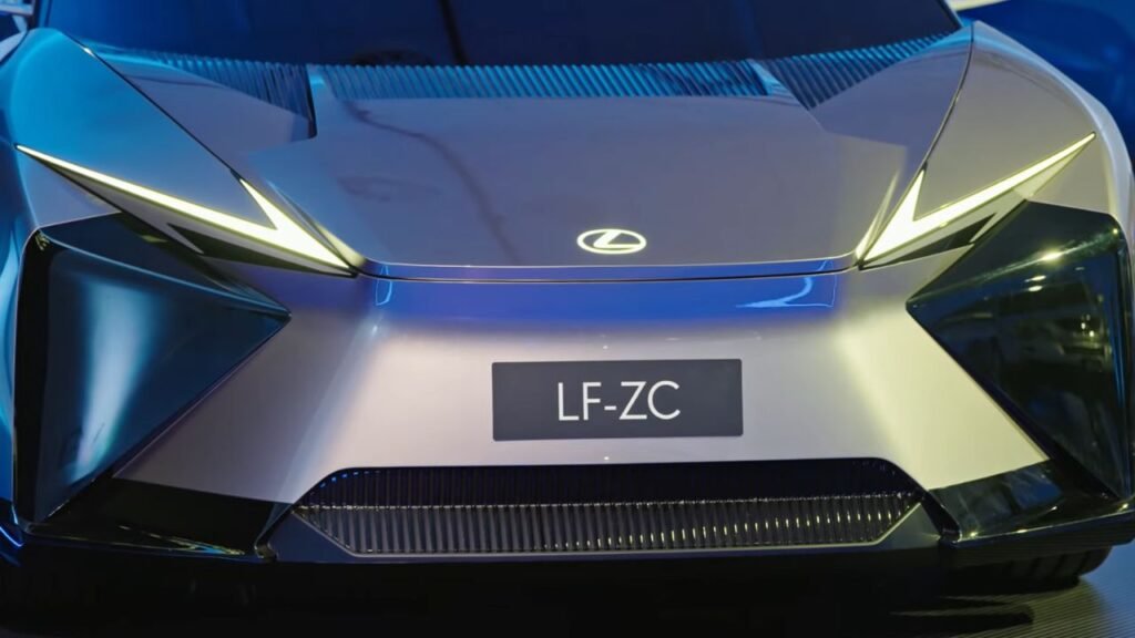 Lexus LF-ZC Concept Front Look