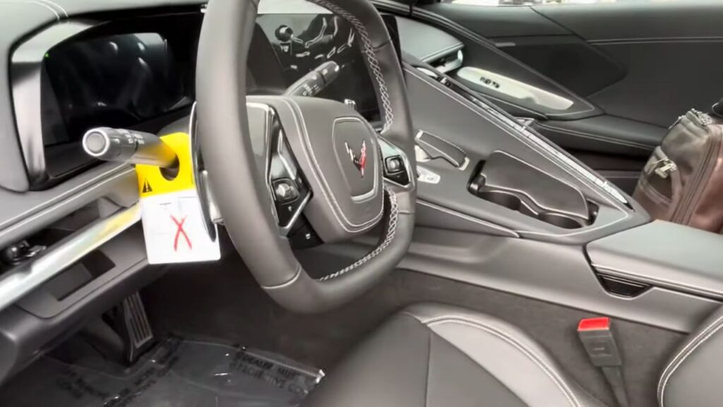 2025 Corvette C8 Interior and Practicality