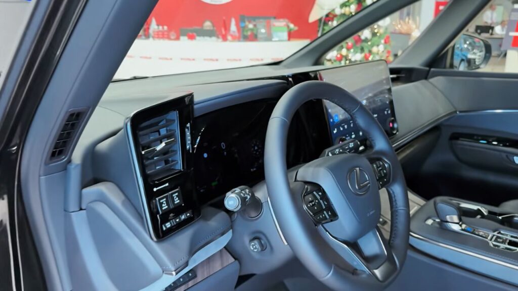 2025 Lexus LM Interior