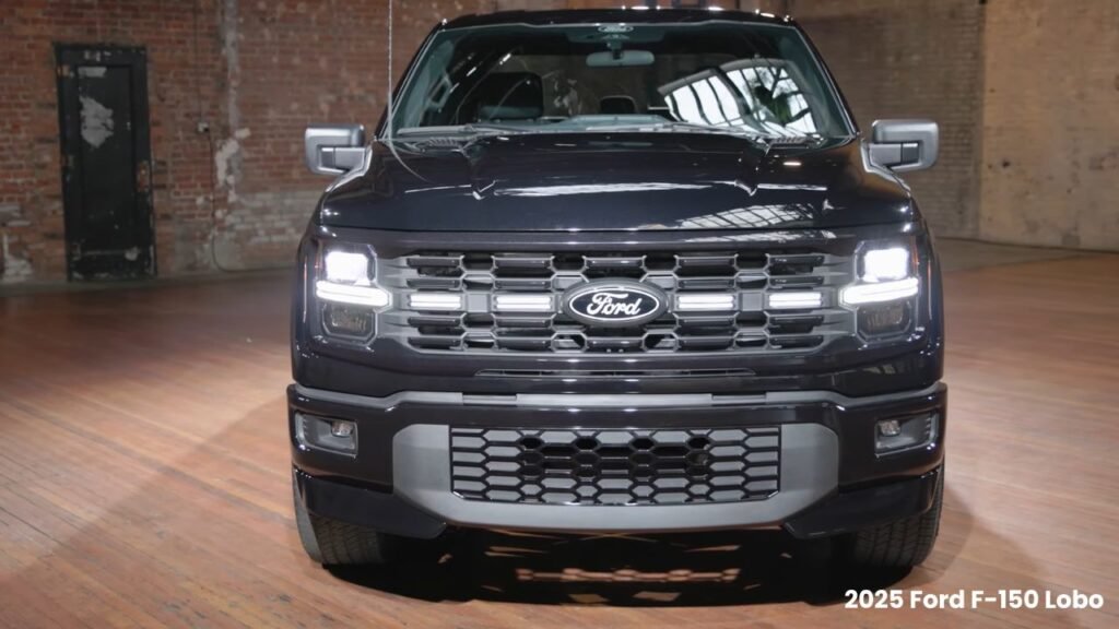 2025 Ford F-150 Lobo Front Look