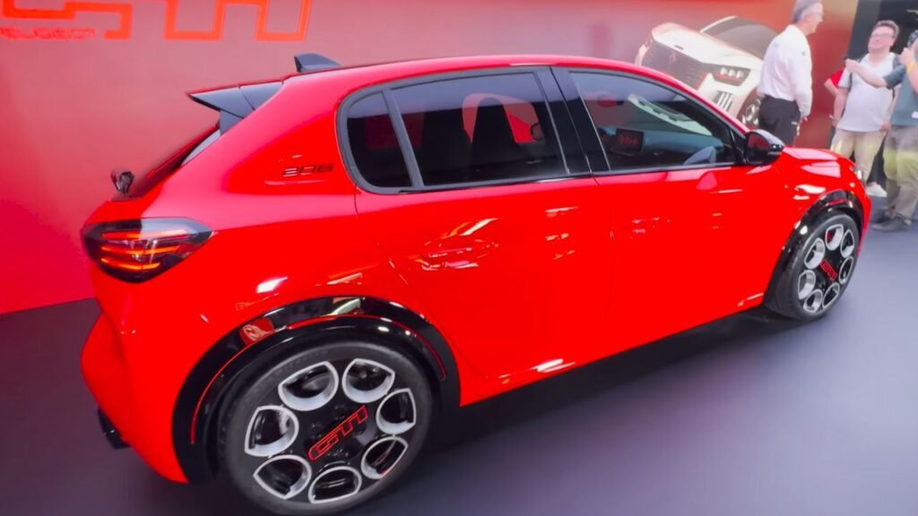 Peugeot Launches e208 GTi Exterior