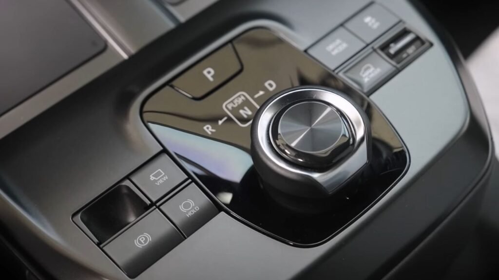 2026 Subaru Uncharted Gear Box